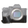 Cámara de cuero de PU de hilo de 1/4 pulgadas Base de medio caso para Sony ILCE-7RM4 / A7RM4 / A7R IV (Negro)