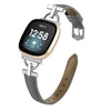 Correa de cuero genuino de metal D para Fitbit Versa 3/4/Sense 2 (gris)