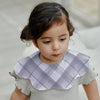 Babero infantil Benzdeer con forma de pétalo, toalla de saliva, beige y gris a cuadros