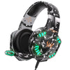 Auriculares para juegos con cable KOTION EACH G2000 con luz LED (Gris camuflaje)