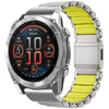 Correa de reloj Garmin de 26 mm con hebilla magnética Norman, integrada, de aleación de titanio con una sola cuenta (verde titanio).