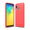 Carcasa de TPU de fibra de carbono con textura cepillada para Galaxy A20e (rojo)