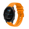 Correa de silicona con puntadas onduladas y puntos para reloj Garmin Forerunner 245 Music de 20 mm (amarillo ámbar)