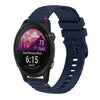 Correa de silicona con puntadas onduladas y puntos para reloj Garmin Forerunner 255S de 18 mm (azul marino)
