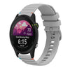 Correa de silicona con puntadas onduladas y puntos para reloj Garmin Forerunner 255S de 18 mm (gris)