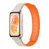 Correa de silicona magnética delgada con forma de I y diseño de tres cuentas para Huawei Band 11 / Band 11 Pro (Naranja Starlight)
