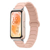 Correa de silicona magnética con textura de armadura para Huawei Band 11 / Band 11 Pro (rosa arena)