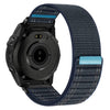 Correa de reloj Garmin de 20 mm con textura ondulada, cierre de velcro y liberación rápida (azul vaquero).
