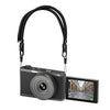 Cámara digital sin espejo 4K con visor a la altura de la cintura y pantalla abatible para selfies. Especificaciones: Textura granulada + Correa para el cuello.