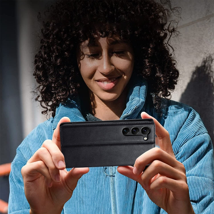 EDA005110403A_8.jpg@e4dd338813b8442eb5df06a377ff6c8c