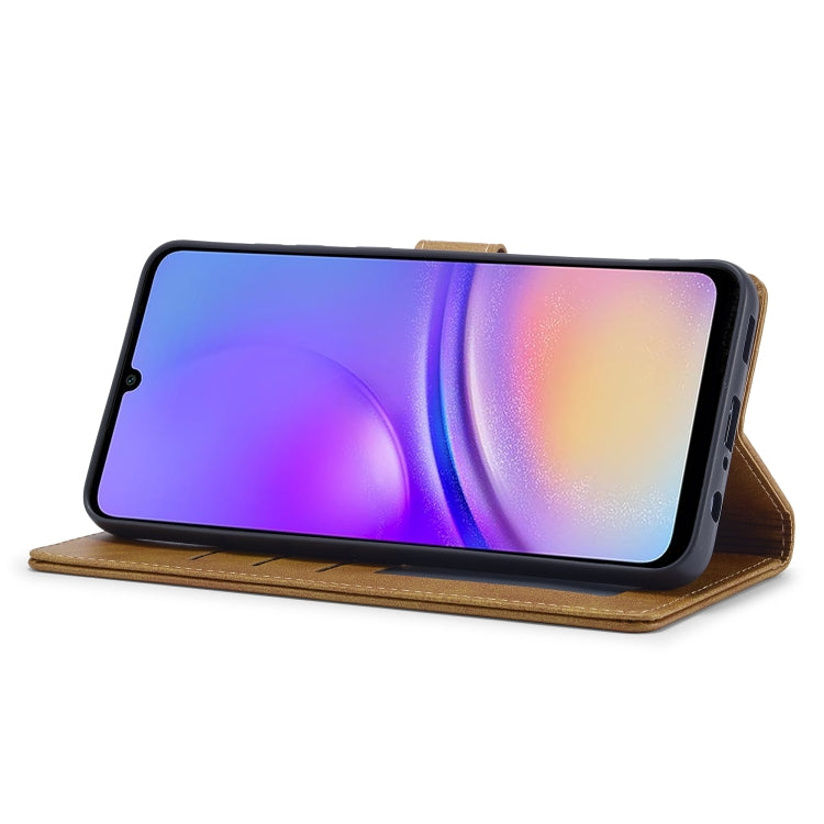 EDA005111404E_4.jpg@bceec71272d3ba700e19c6a77aff0c98