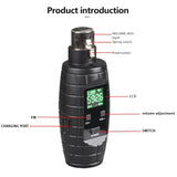 Transmisor XTUGA U-95 con pantalla LCD, botones de canal y volumen y conector XLR hembra