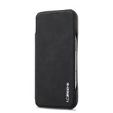Tapa cerrada del flip cover LC.IMEEKE negro para iPhone Air con el logo de la marca