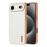 Carcasa AZNS para iPhone Air color blanco con textura de cocodrilo y marco galvanizado