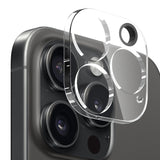Protector de vidrio cubriendo el módulo de triple cámara del iPhone 16 Pro