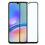 Vidrio templado NORTHJO con borde negro junto a un Samsung Galaxy A05s, vista frontal