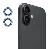 Protector de lente ENKAY azul titanio para iPhone 17 junto al celular