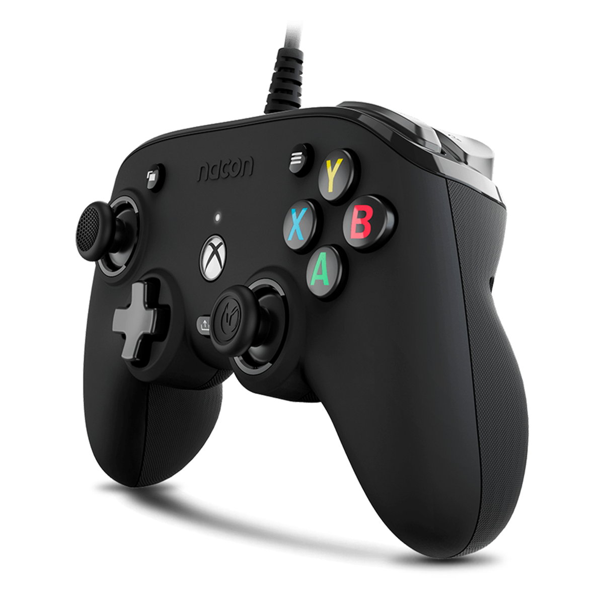 Control Alambrico Nacon Pro Compact Xbox One Serie X / S